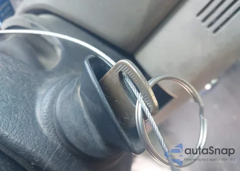 2002 Ford F250 Super Duty z USA, uszkodzony, nr VIN 1FTNW21F42EB41128